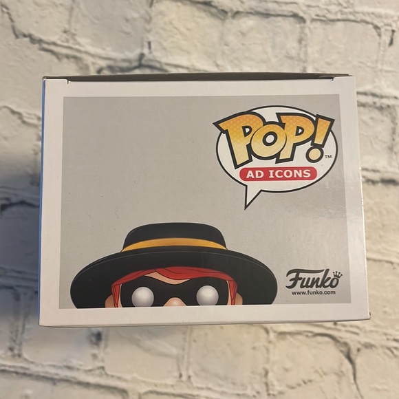 Funko POP! McDonald’s Hamburglar - Picture 2 of 3